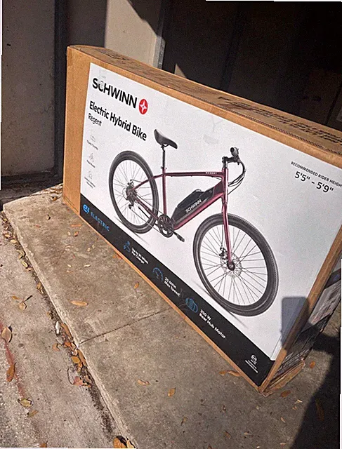 BRAND NEW SCHWINN REGENT 27.5" ADULT HYBRID BIKE - DARK RED